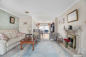 Sitting room- click for photo gallery